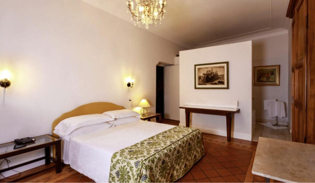 Albergo Ristorante Madonnina Cantello Luaran gambar