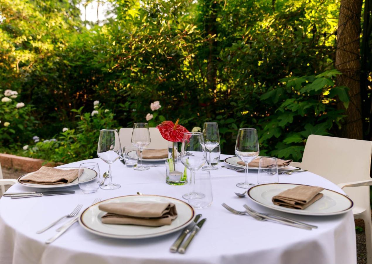 Albergo Ristorante Madonnina Cantello Luaran gambar