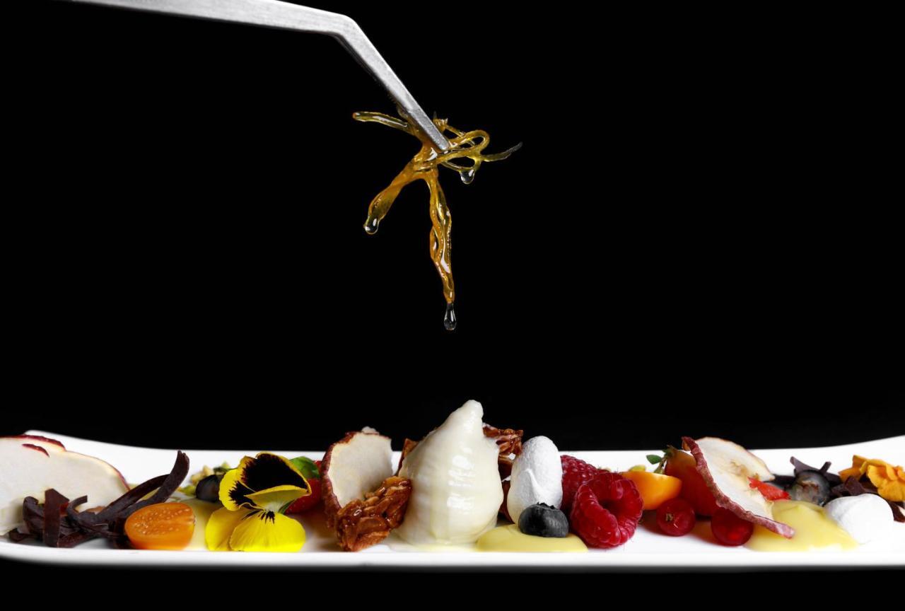 Albergo Ristorante Madonnina Cantello Luaran gambar